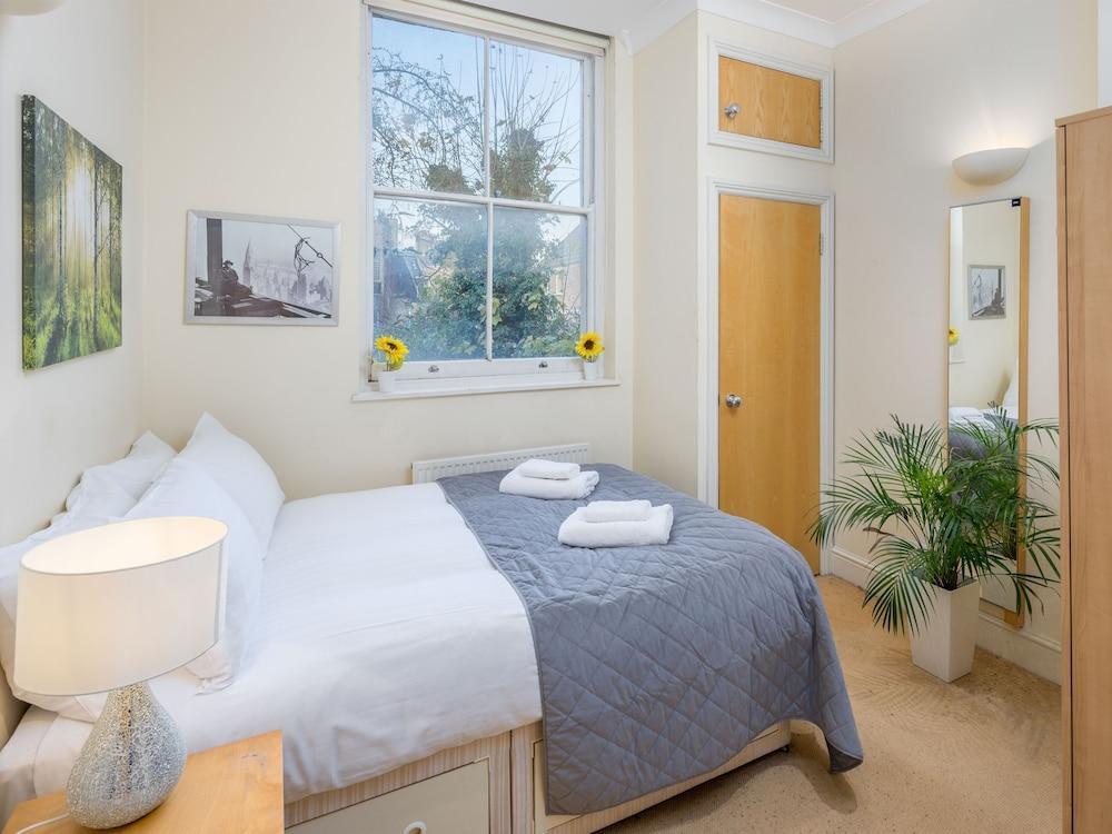 Hotel Old Brompton 3*
